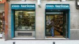 Exterior de la librería Con Tarima