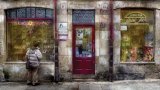 entrada de la librería victor jara