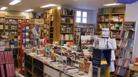 Interior librería Palas en Sevilla