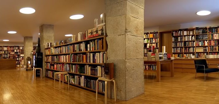 Librería Gil por dentro