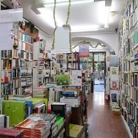 libreria-manuel-de-falla2.jpg