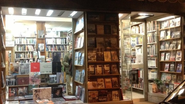 libreriagaudi.jpg