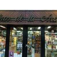 Entrada a la librería Libros de la Arena