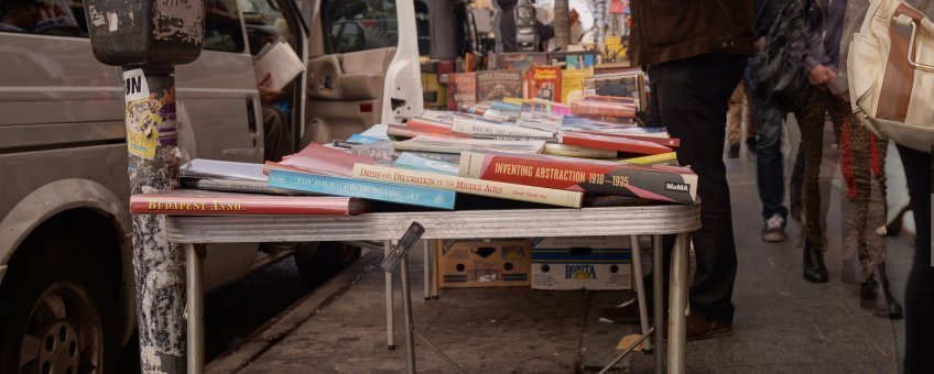 Imagen de Lo que los libros de segunda mano esconden 